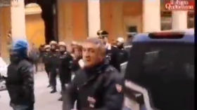 Italien - Chef der Polizeibrigade: "Wie können wir etwas gegen unser Volk tun? Ich kann es nicht tun!" by News & Infos