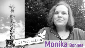 ♥️ Monika Bonnes, unsere Gebärdensprachen Dolmetscherin zu #b0108 ♥️ by QUERDENKEN-711 (Stuttgart)